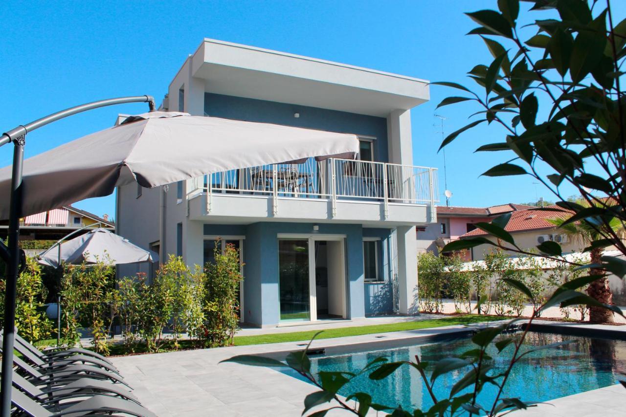 Villa Karolina Desenzano del Garda Dış mekan fotoğraf
