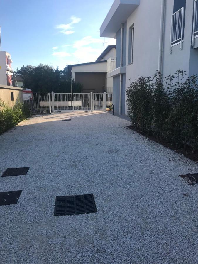 Villa Karolina Desenzano del Garda Dış mekan fotoğraf