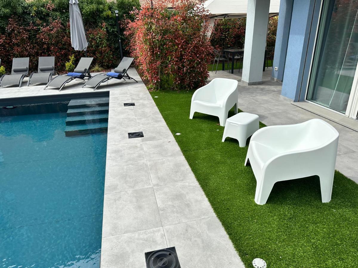 Villa Karolina Desenzano del Garda Dış mekan fotoğraf