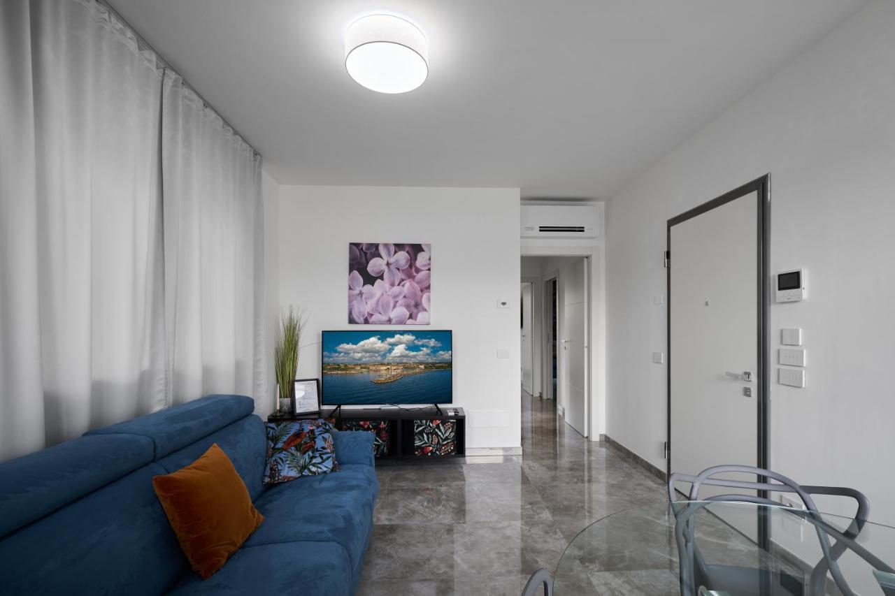 Villa Karolina Desenzano del Garda Dış mekan fotoğraf